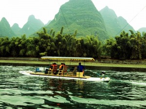 Storslått natur fra Guilin, Kina. Her ble Avatar-filmen spilt inn. Foto er tatt i august måned. Foto: Reisetilkina.com